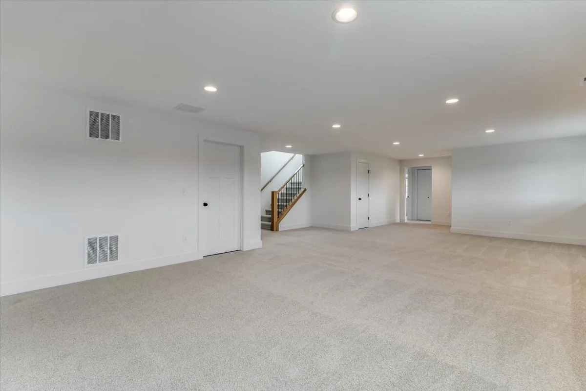 35-8988 E Bradford St-35.jpg