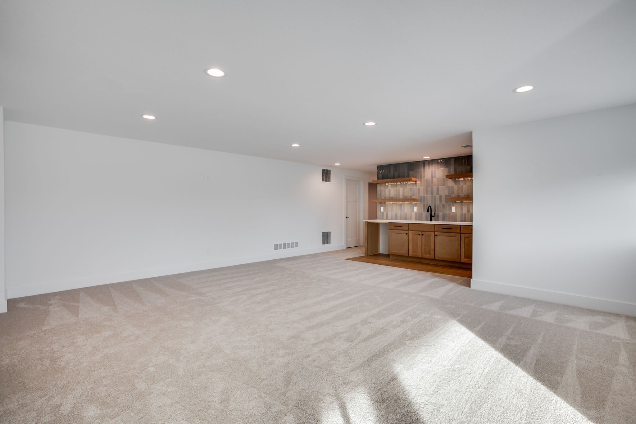 9643 W Kollmeyer St-38.jpg