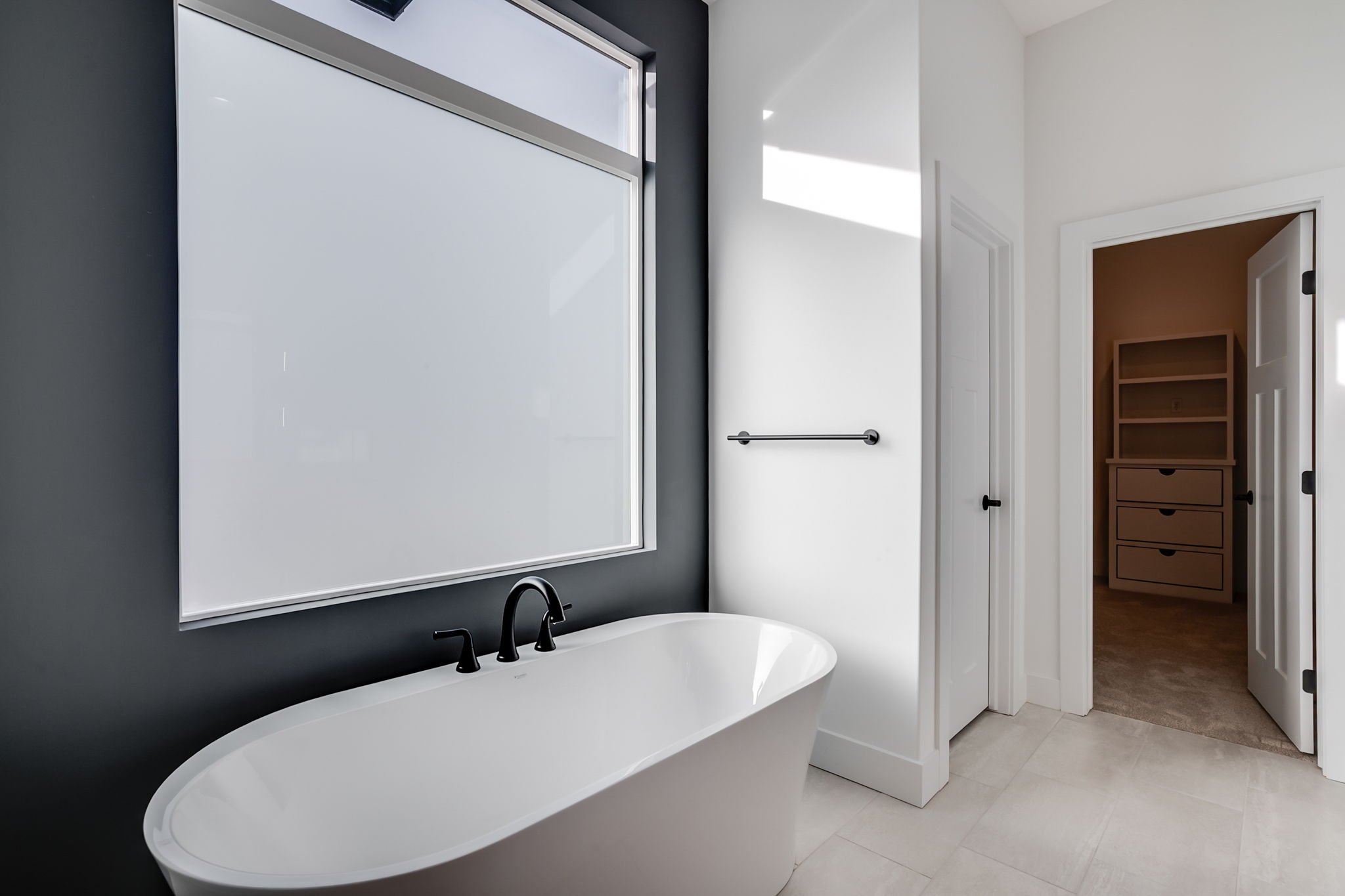 9643 W Kollmeyer St-25.jpg