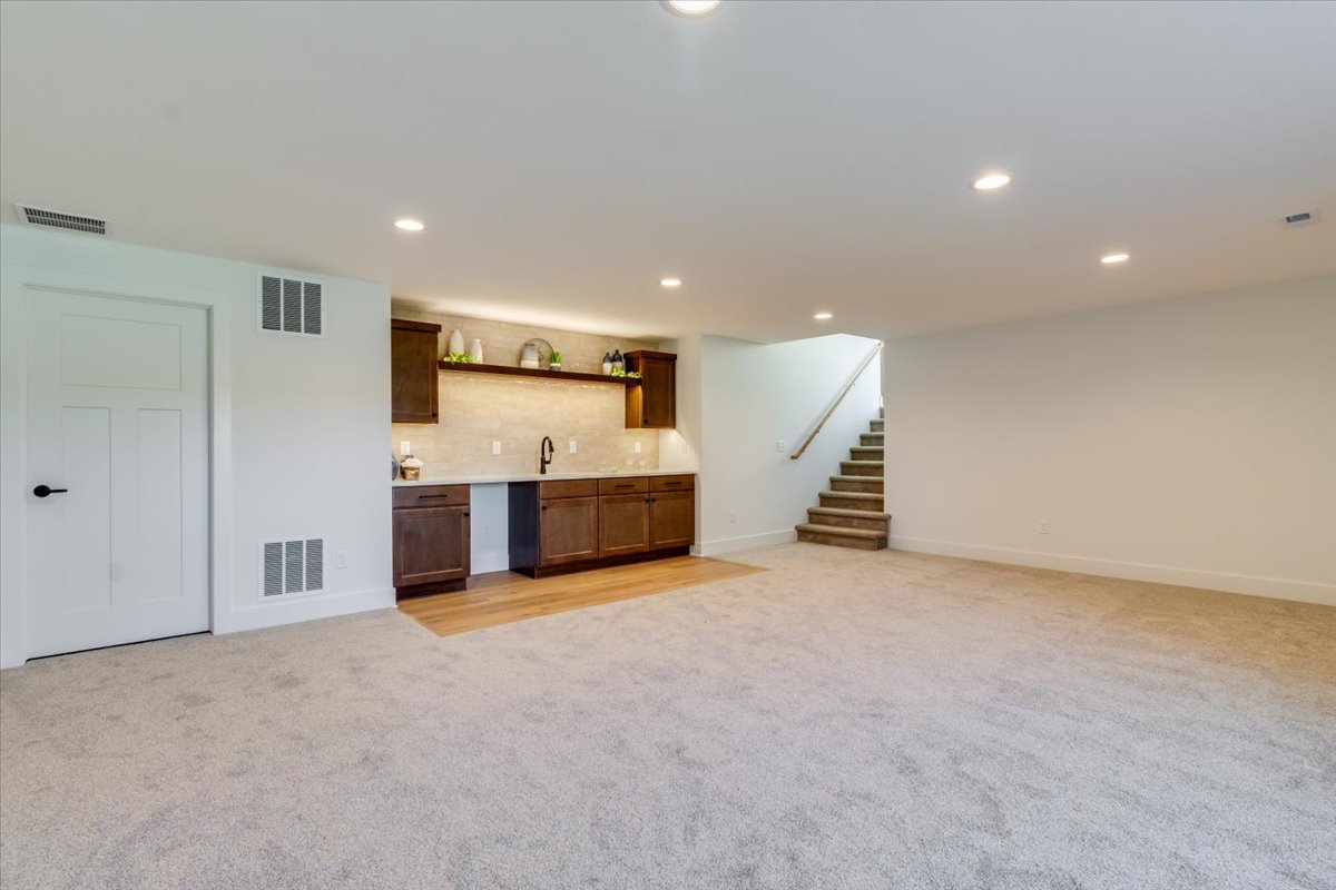 36-4710 N Saker Cir-37.jpg