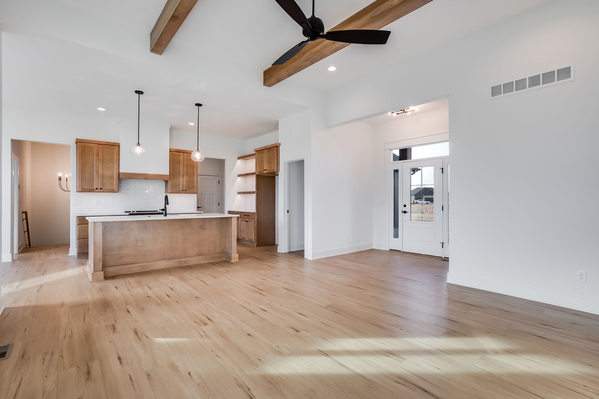 9643 W Kollmeyer St-06.jpg