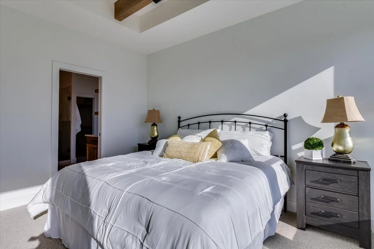19-4428 N Bluestem St-19.jpg