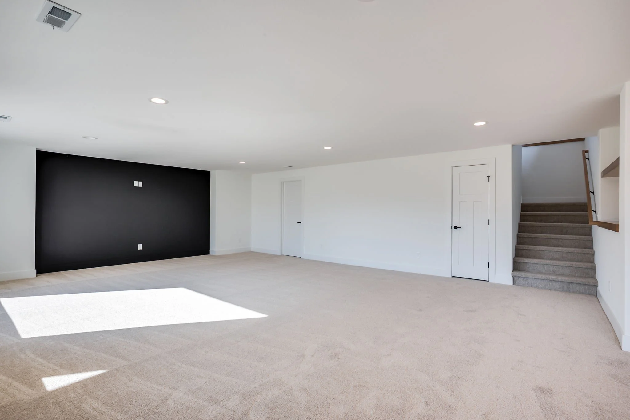 184 S Wellcrest Ct-31.jpg