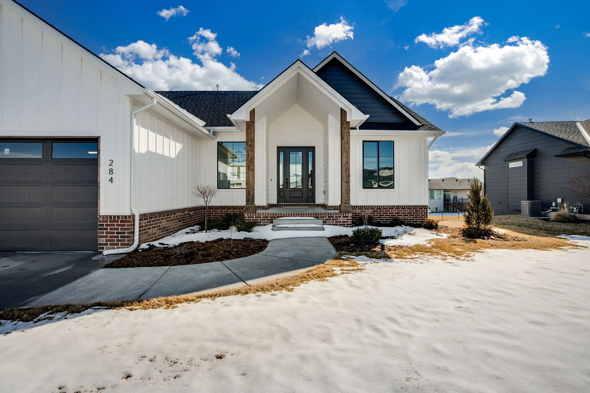 184 S Wellcrest Ct-02.jpg