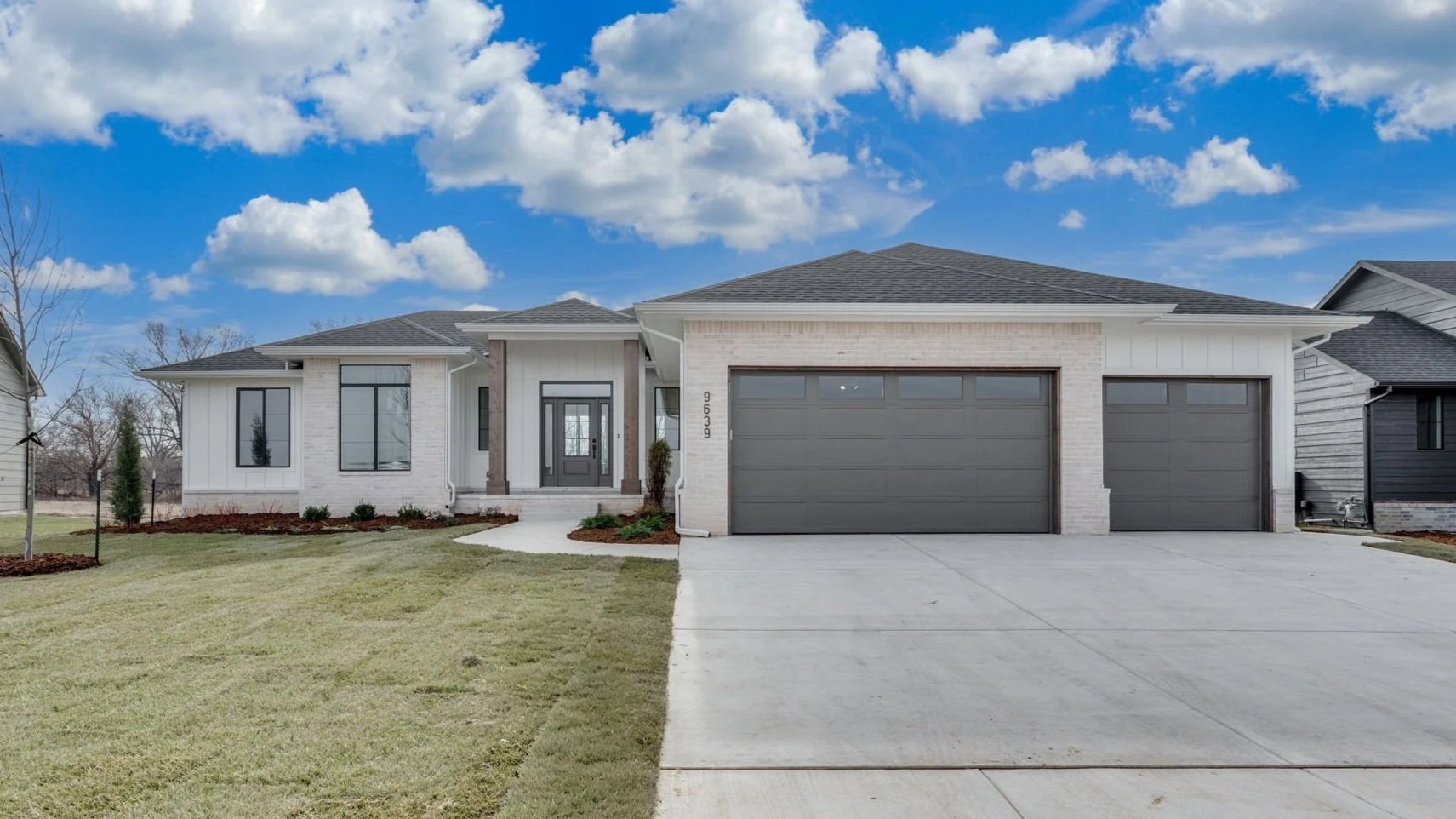 9639 W Kollmeyer St-01.jpg