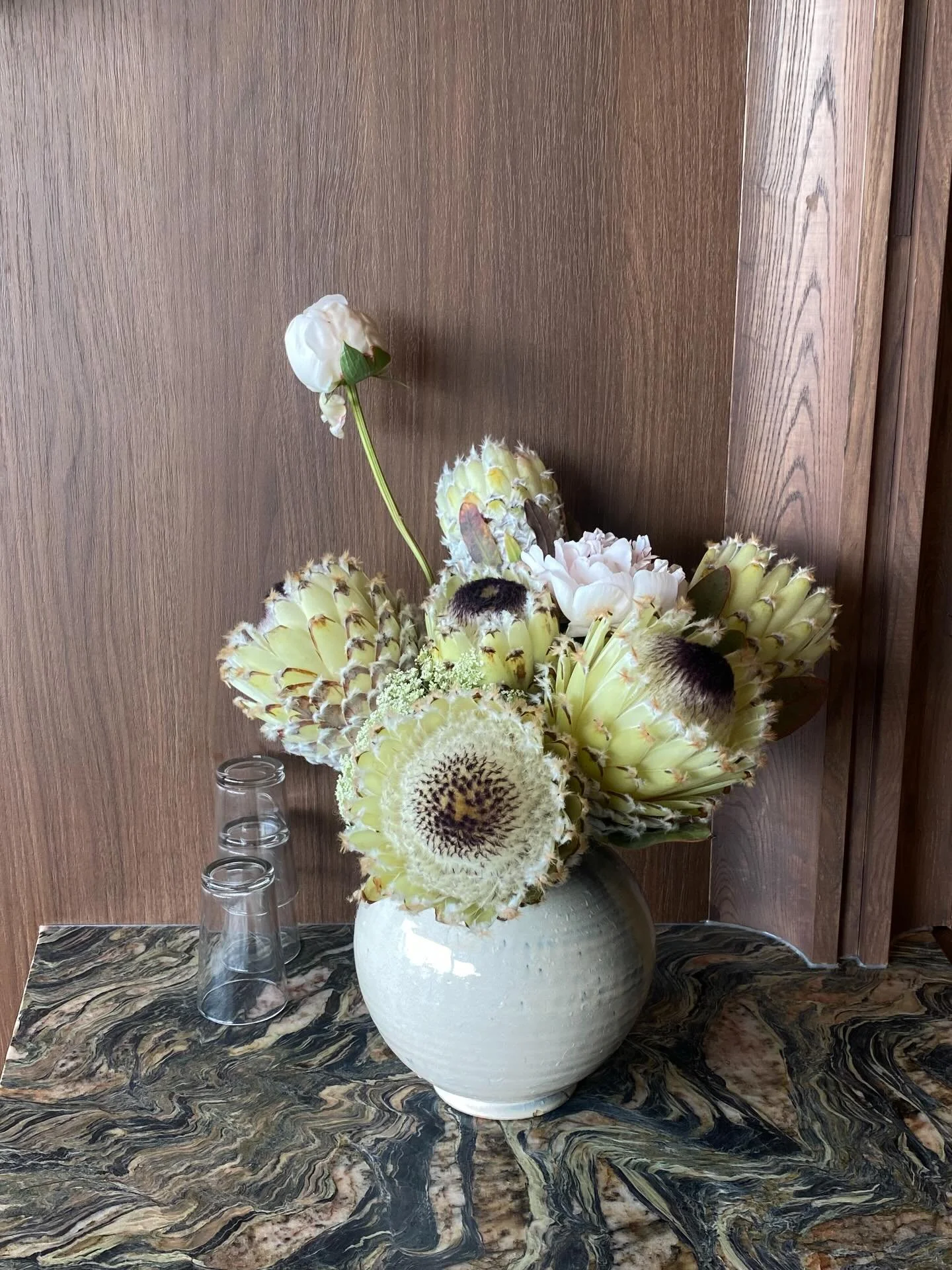 Protea &amp; Peonies 🧚🏽