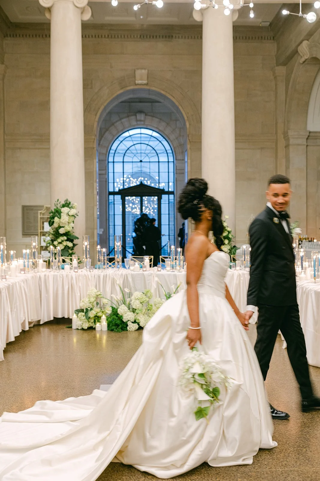Phylicia Willis Photography
bride and groom modern florals green and white candles estate table Baltimore Museum of Art 
Ceremony pedestals modern