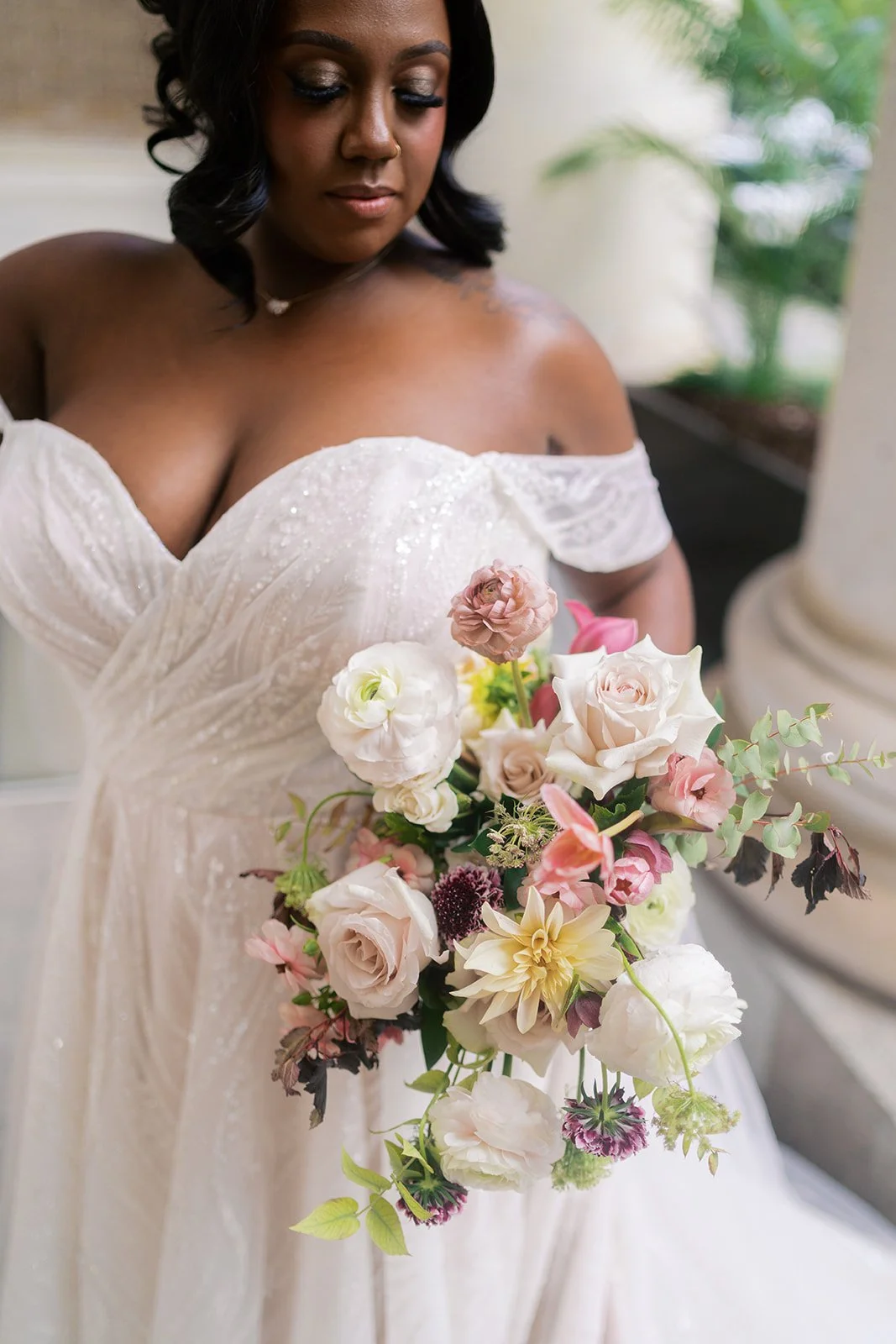 Chantel Cruz Photography 
Bridal Bouquet in tones of white pink blush and burgundy garden style lush