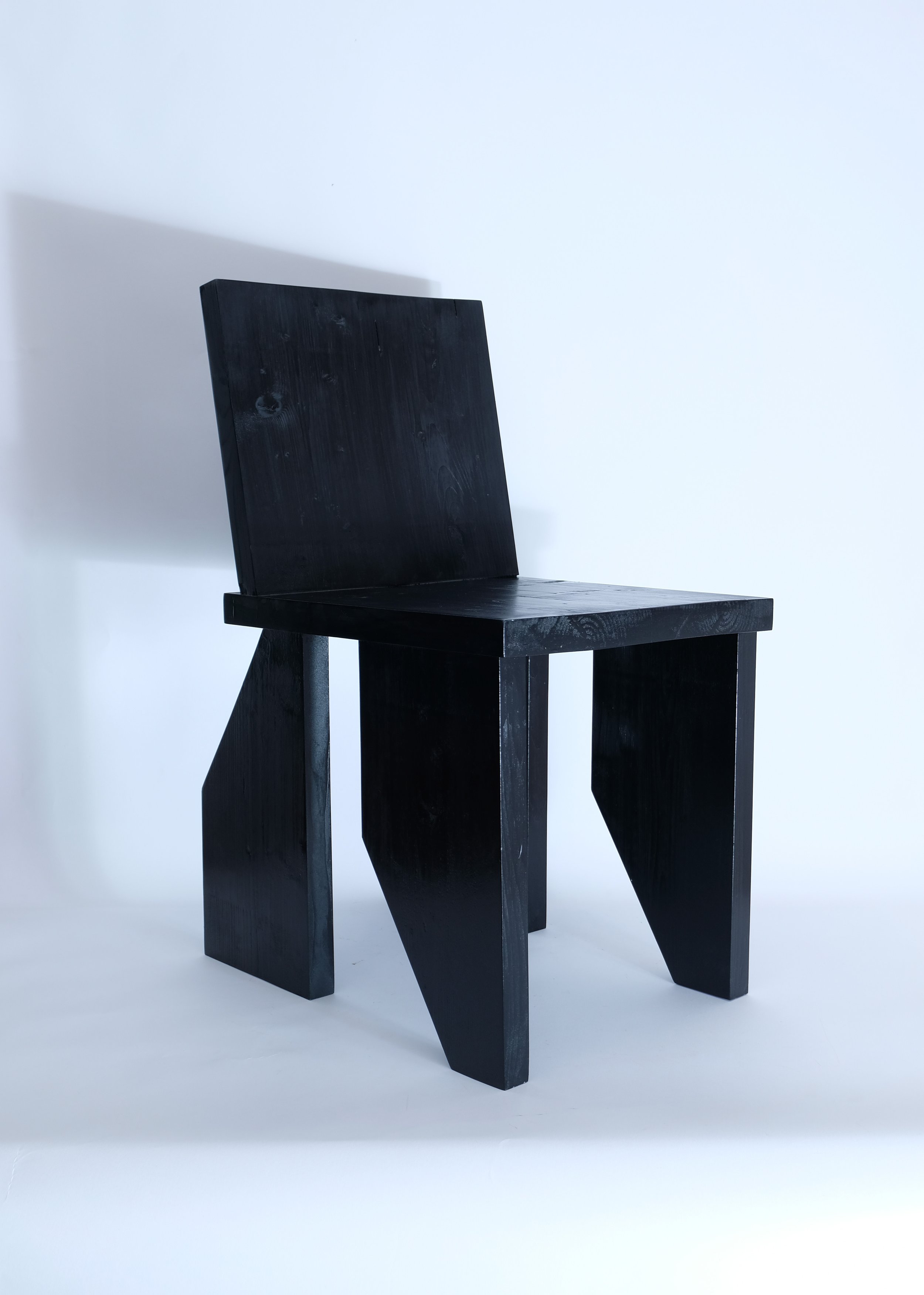 DC05 Black Side Aspect 3.jpg