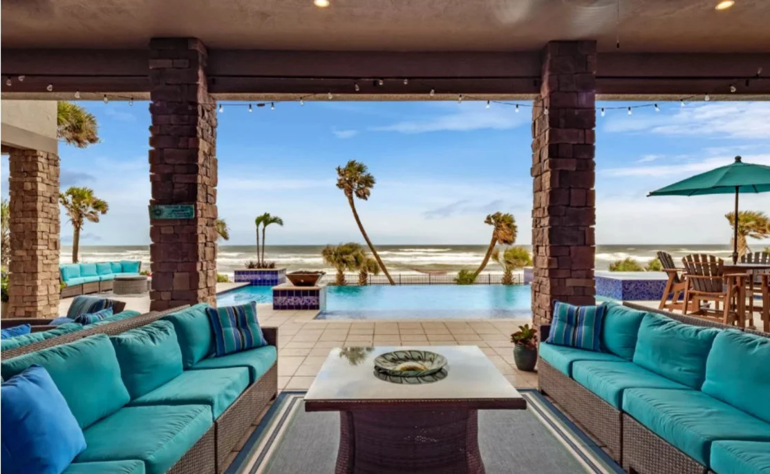 Bringing the Indoors Out: Transform Your Outdoor Living Area