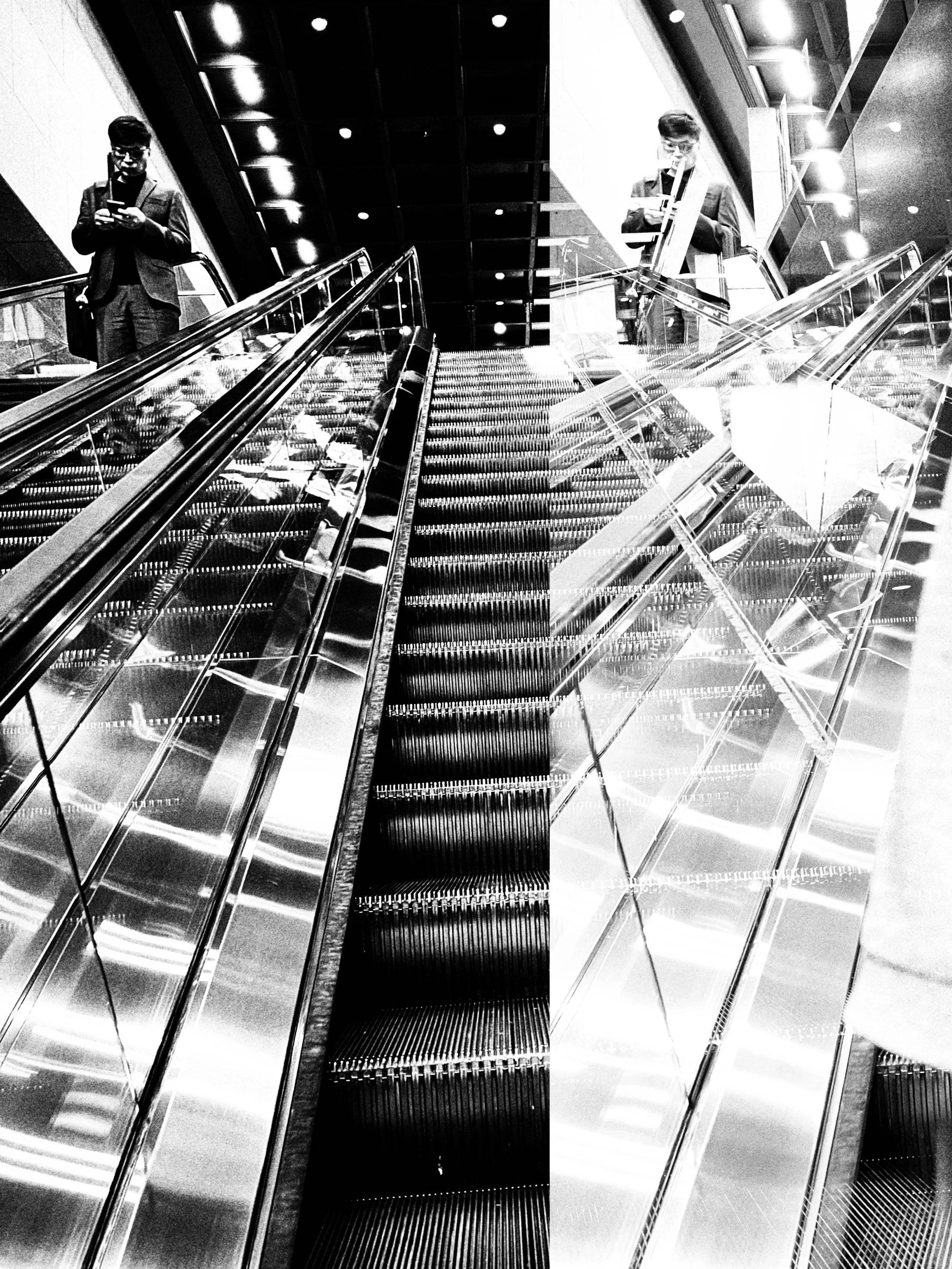 Escalator1.jpg