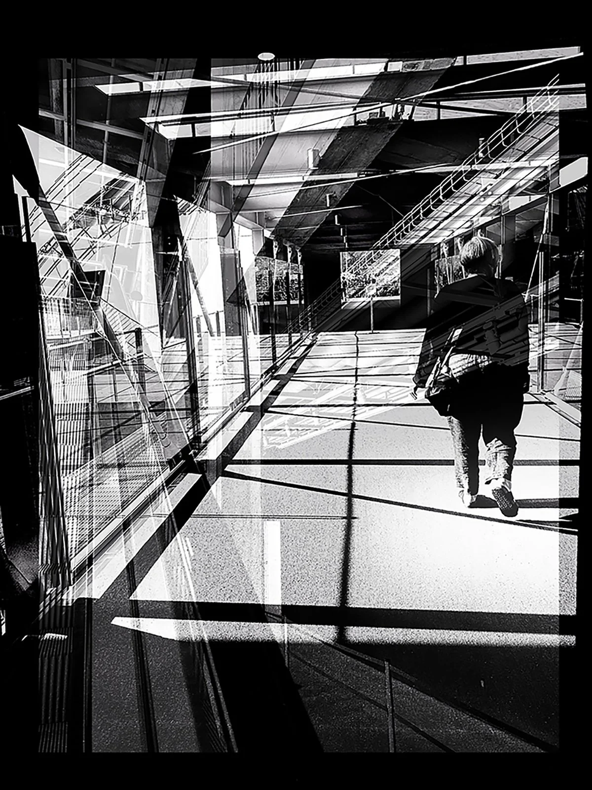AcademyMuseum_walkway 1600 (1).jpg