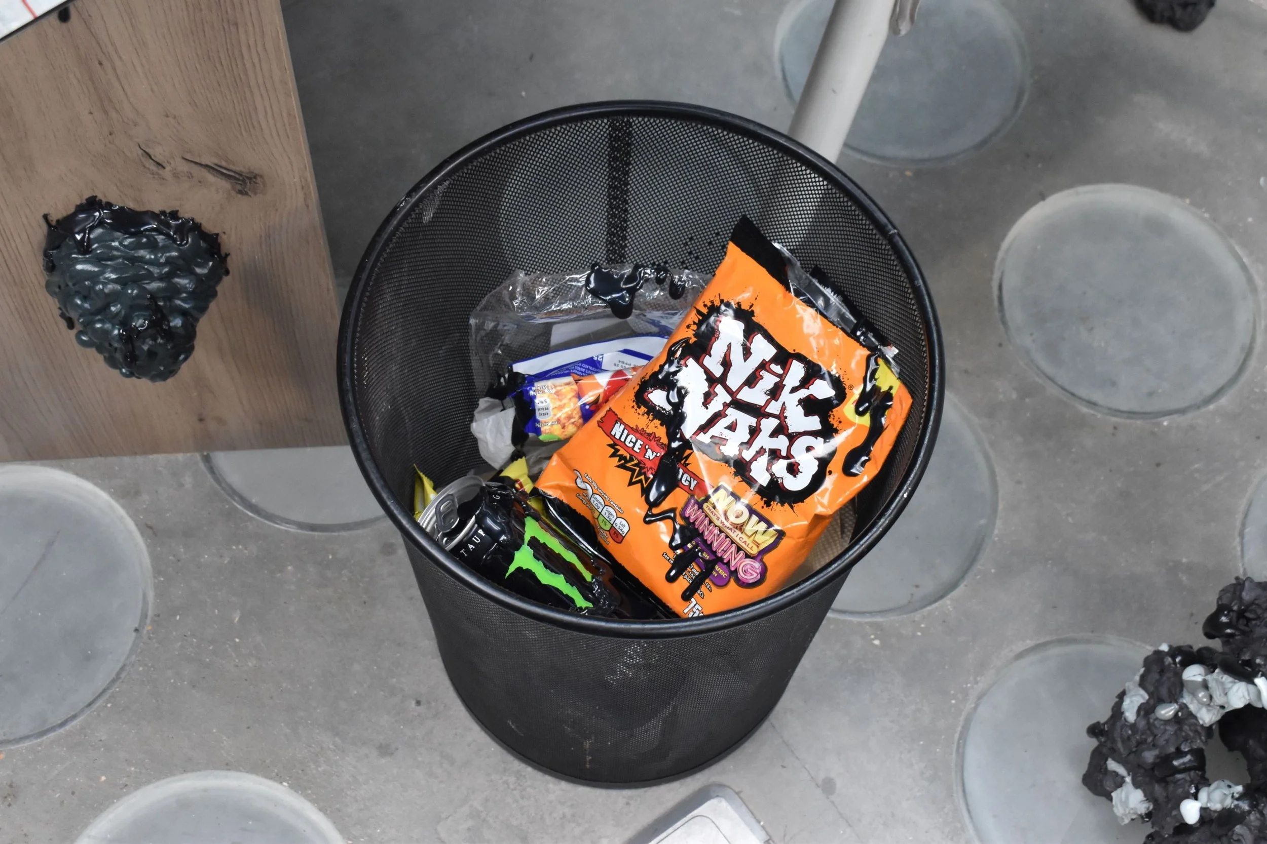 wastepaper bin