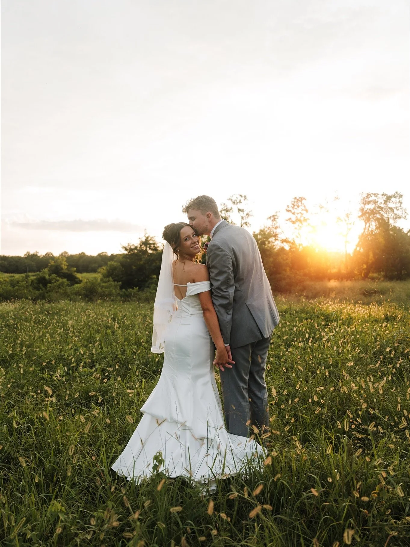 This is your sign to do the sunset photos✨ you won&rsquo;t regret it!!!