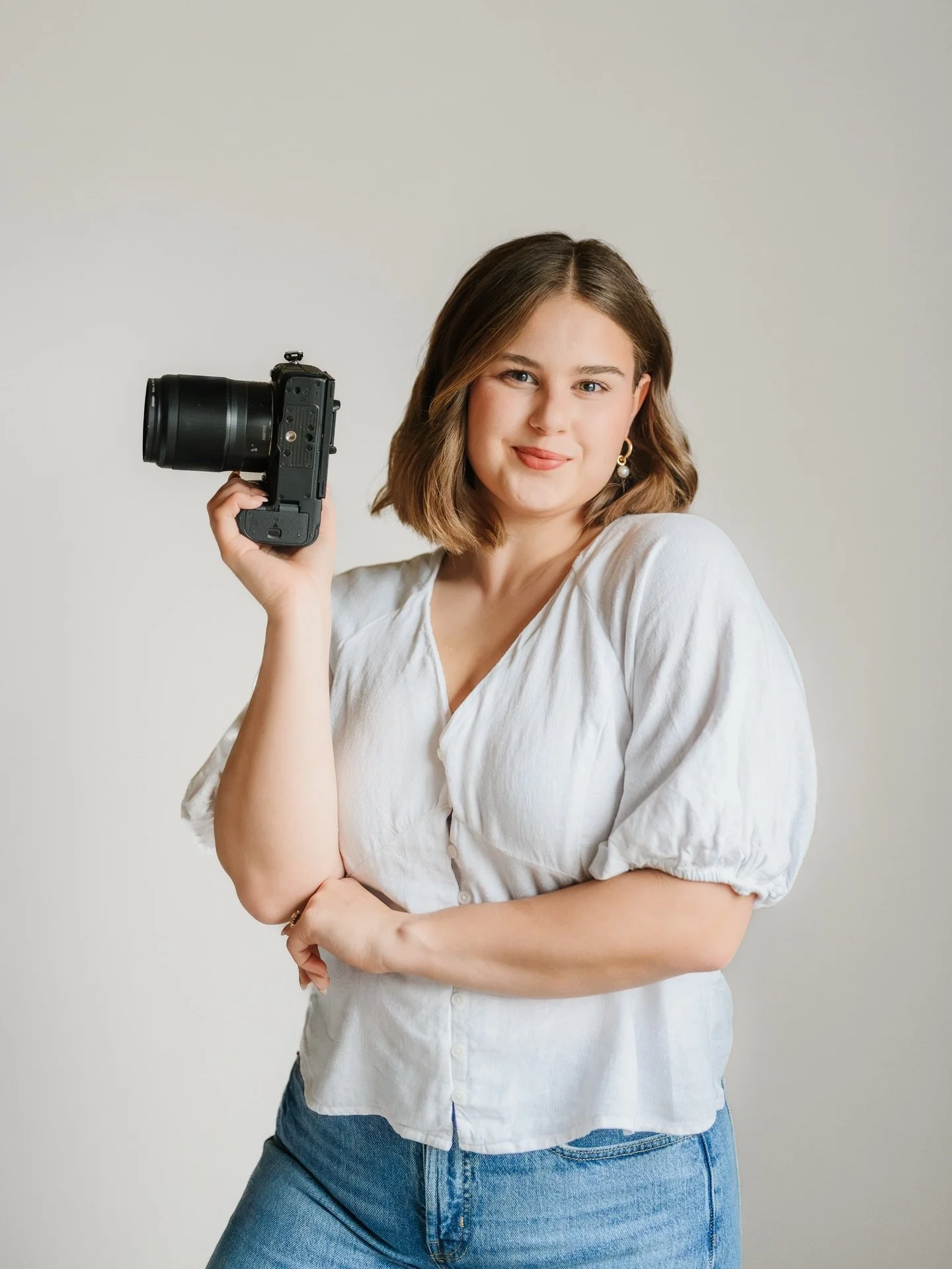 About time for a reintroduction don&rsquo;t ya think?!🙌🏼✨

Hi all new &amp; fellow friends!! There&rsquo;s been so many recent changes in my life &amp; in ACP so here&rsquo;s a little update / re-introduction!

- I&rsquo;m Abigail, a 23 year old ph