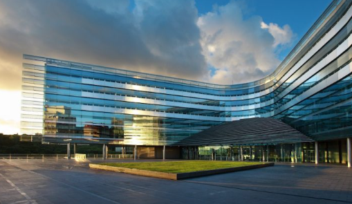 Rachel Deane at Deane Audiology, Director and Clinical Audiologist Graduation University Auckland Business School