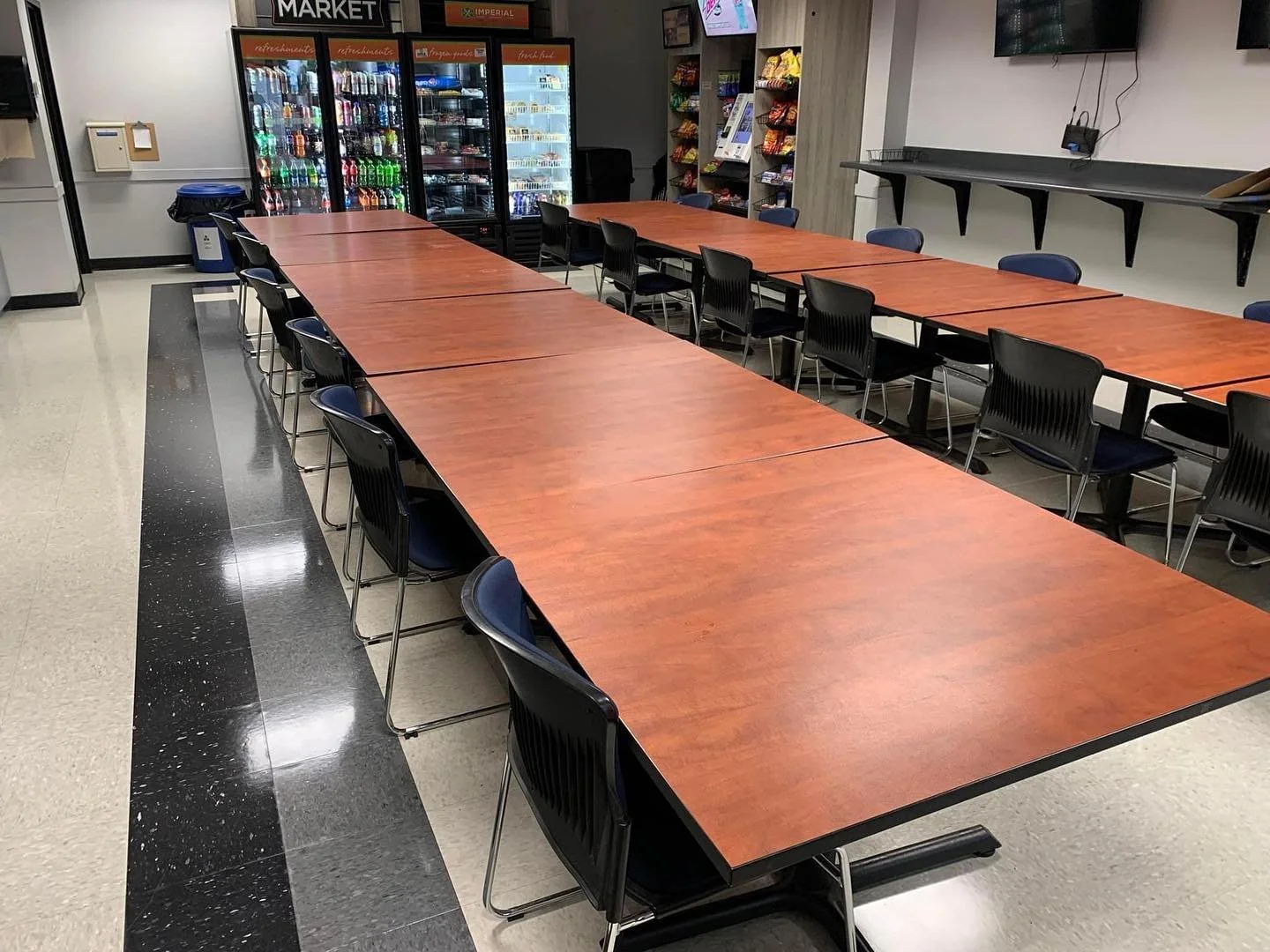 warehouse breakroom, lunch room, cafeteria cleaning