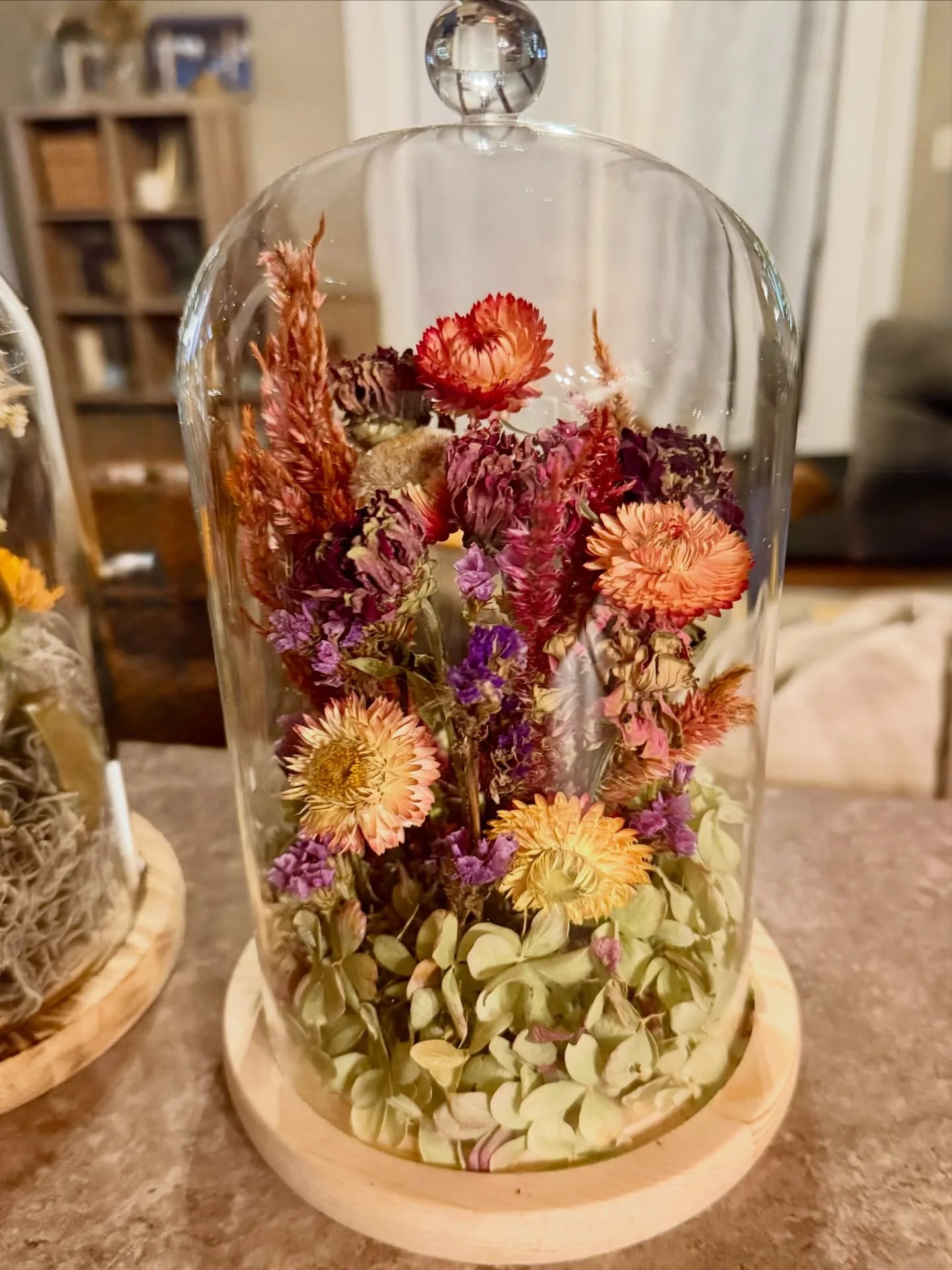 ✨ Introducing Crafternoons with Dirt &amp; Lace Flower Co.✨

Join us for the first workshop in our new hands-on craft series!

During this workshop, you&rsquo;ll create your own dried floral cloche using flowers grown and dried right here on our farm