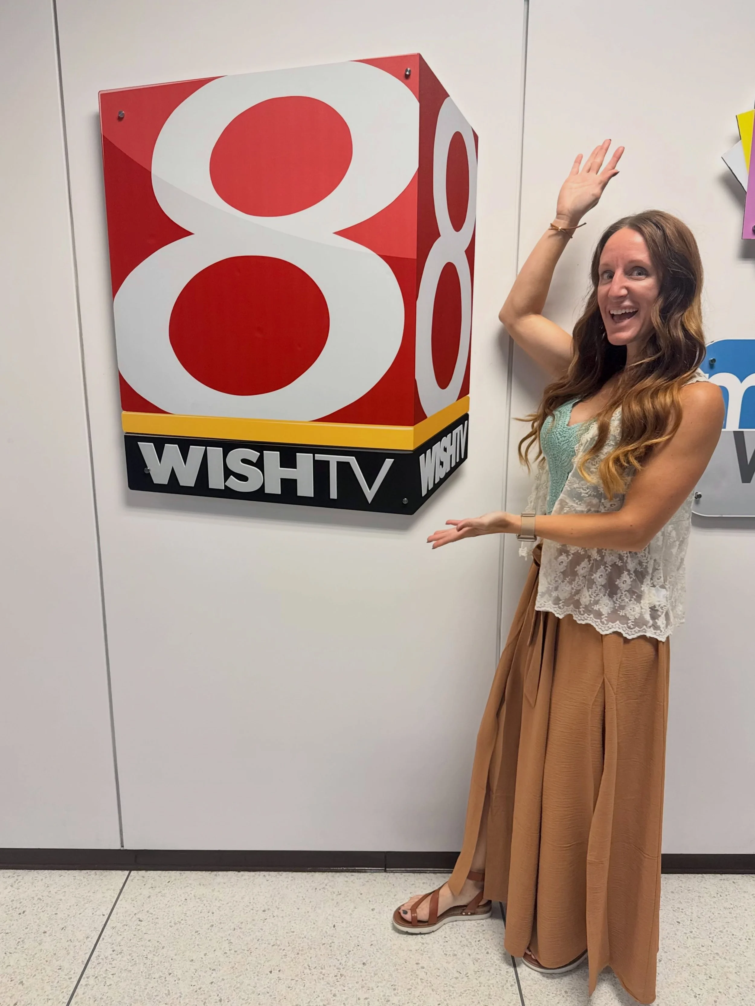 Took leaps outside my comfort zone yesterday to be featured as an Indiana grower on WISH-TV&rsquo;s Indiana Grown segment! 

Thank you to my sister Jessica Alford for going with me and being my hype girl!! You helped calm my nerves and it was great t
