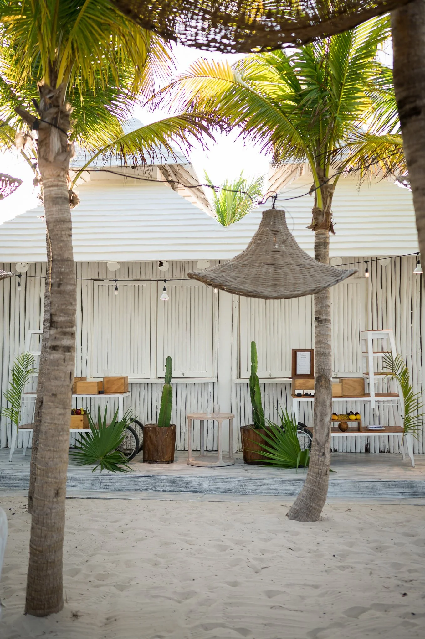 BEACH_WEDDING_COCKATIL_BANYAN_TREE_MAYAKOBA_02.JPG