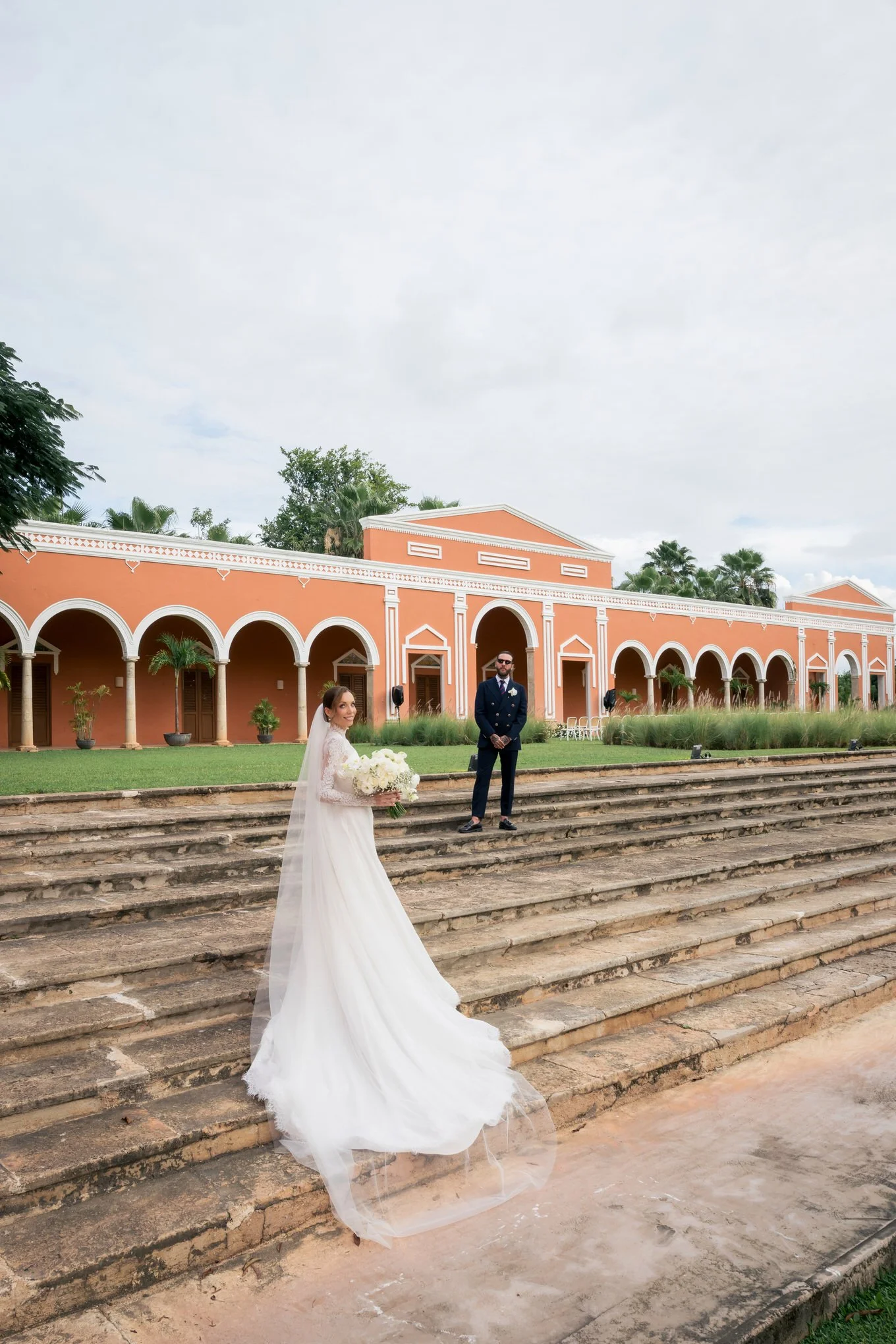 best-editorial-wedding-photographer-merida-yucatan.JPG