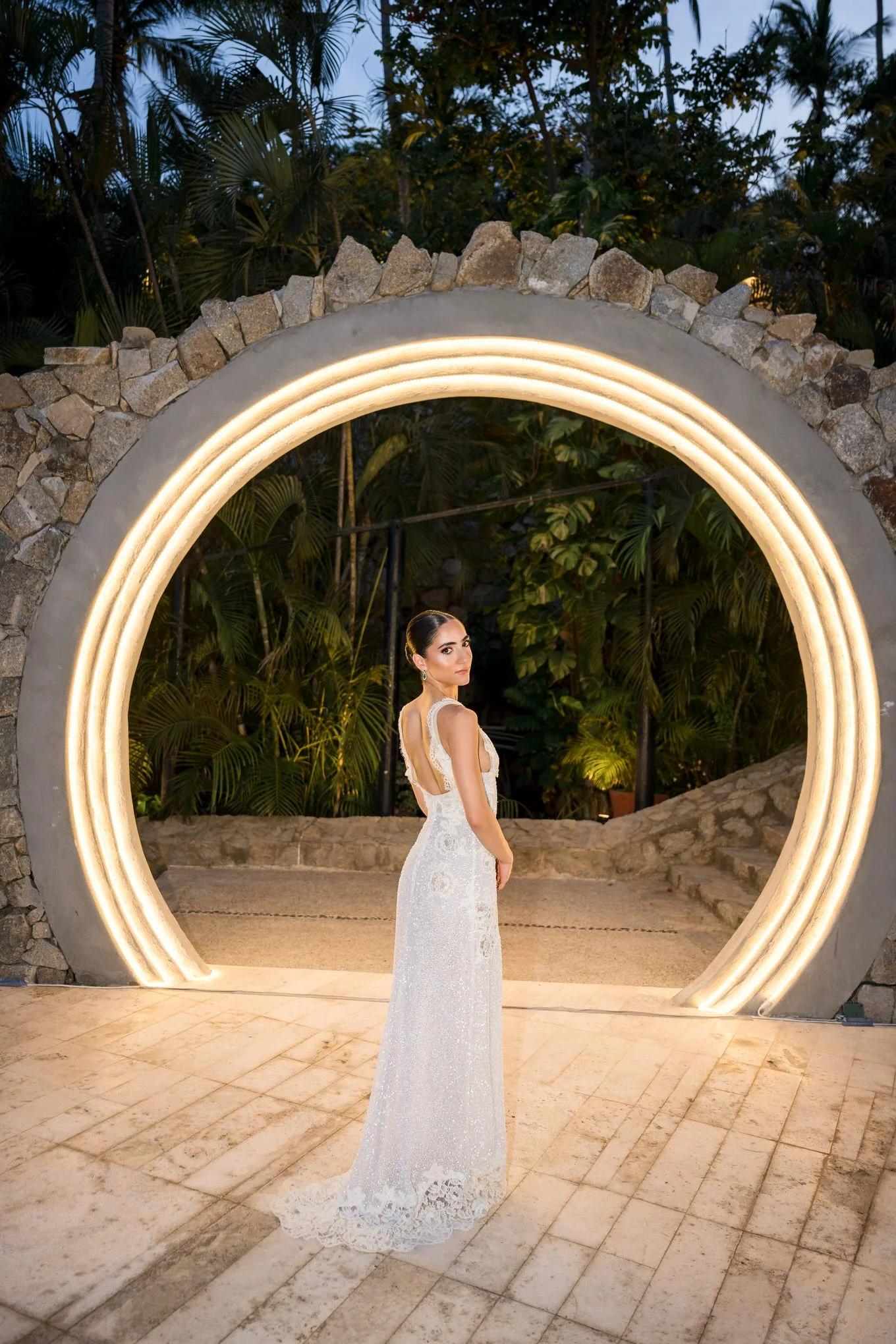kate_willa_wedding_dress_mexico_wedding.JPG