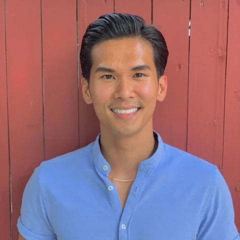 Lom Nguyen pilates teacher