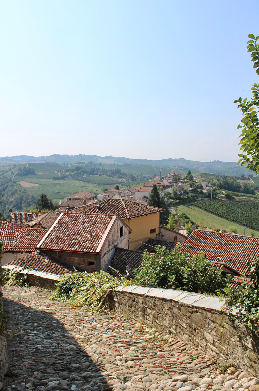 serralunga piemonte.png