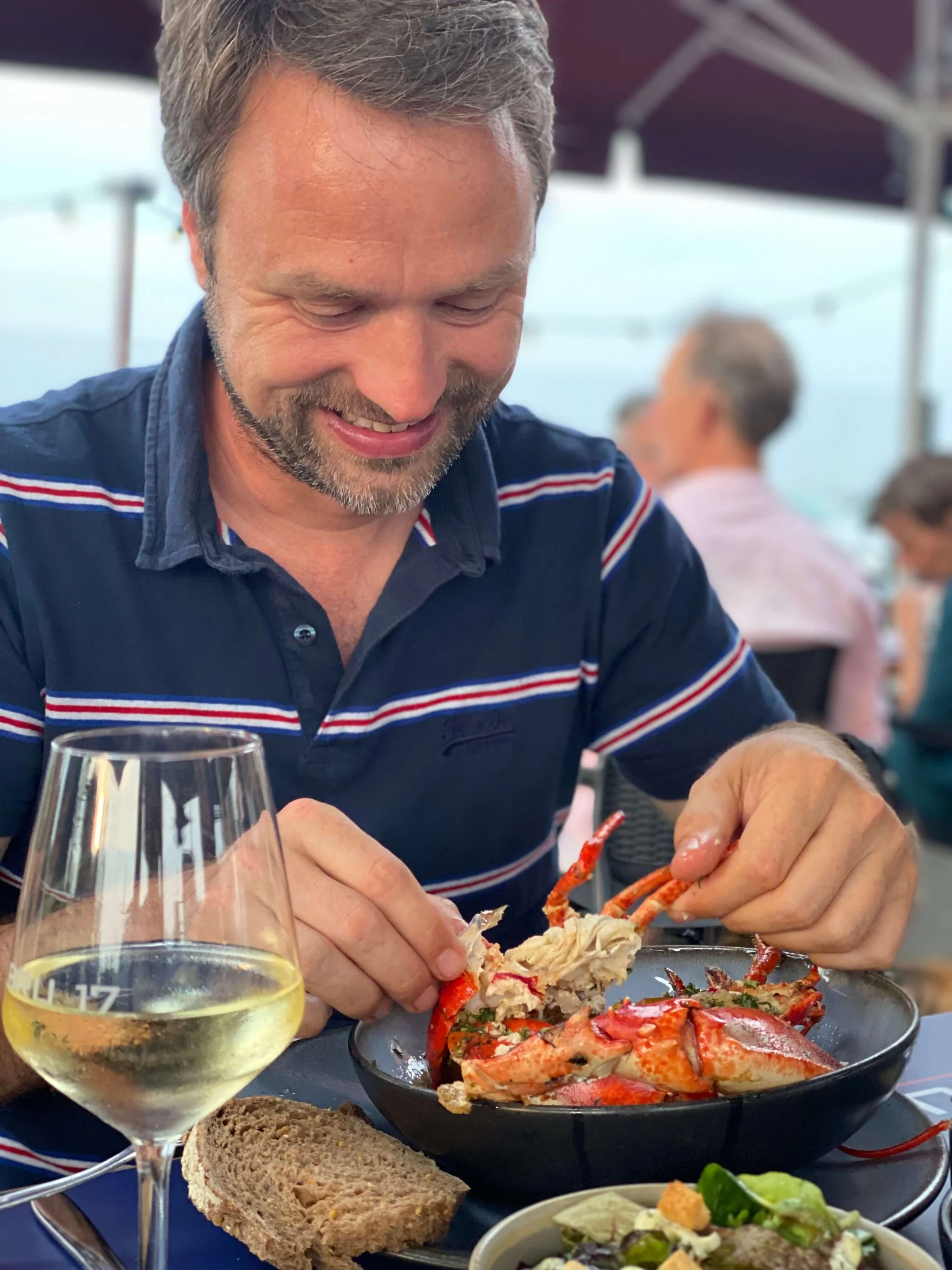 oosterscheldekreeft eten.jpeg