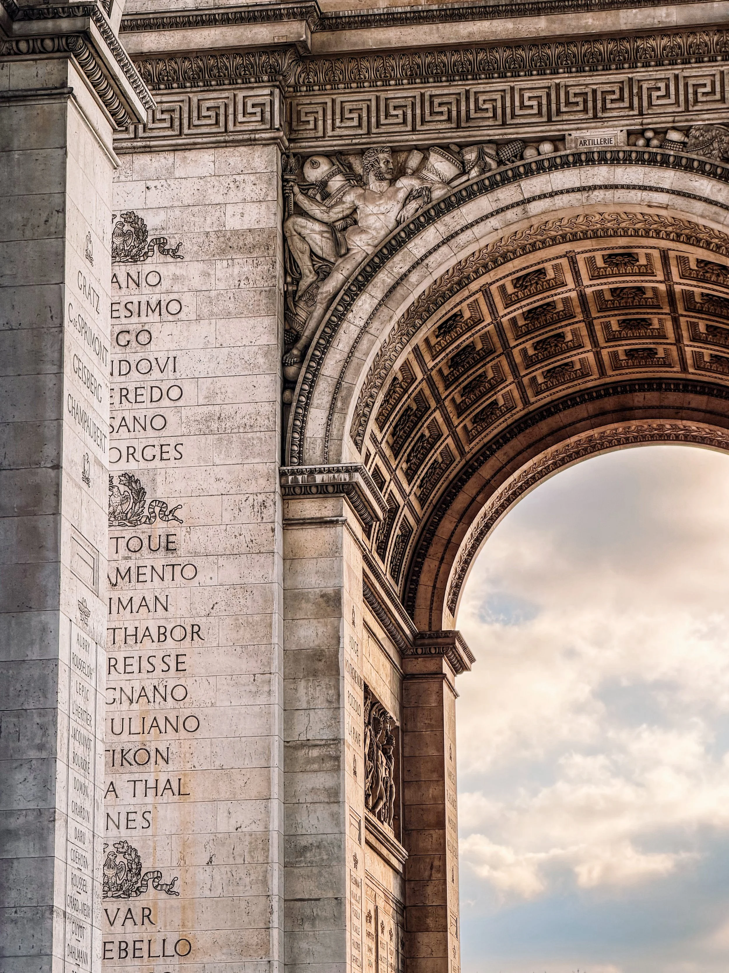 parijs arc de triomphe.jpg