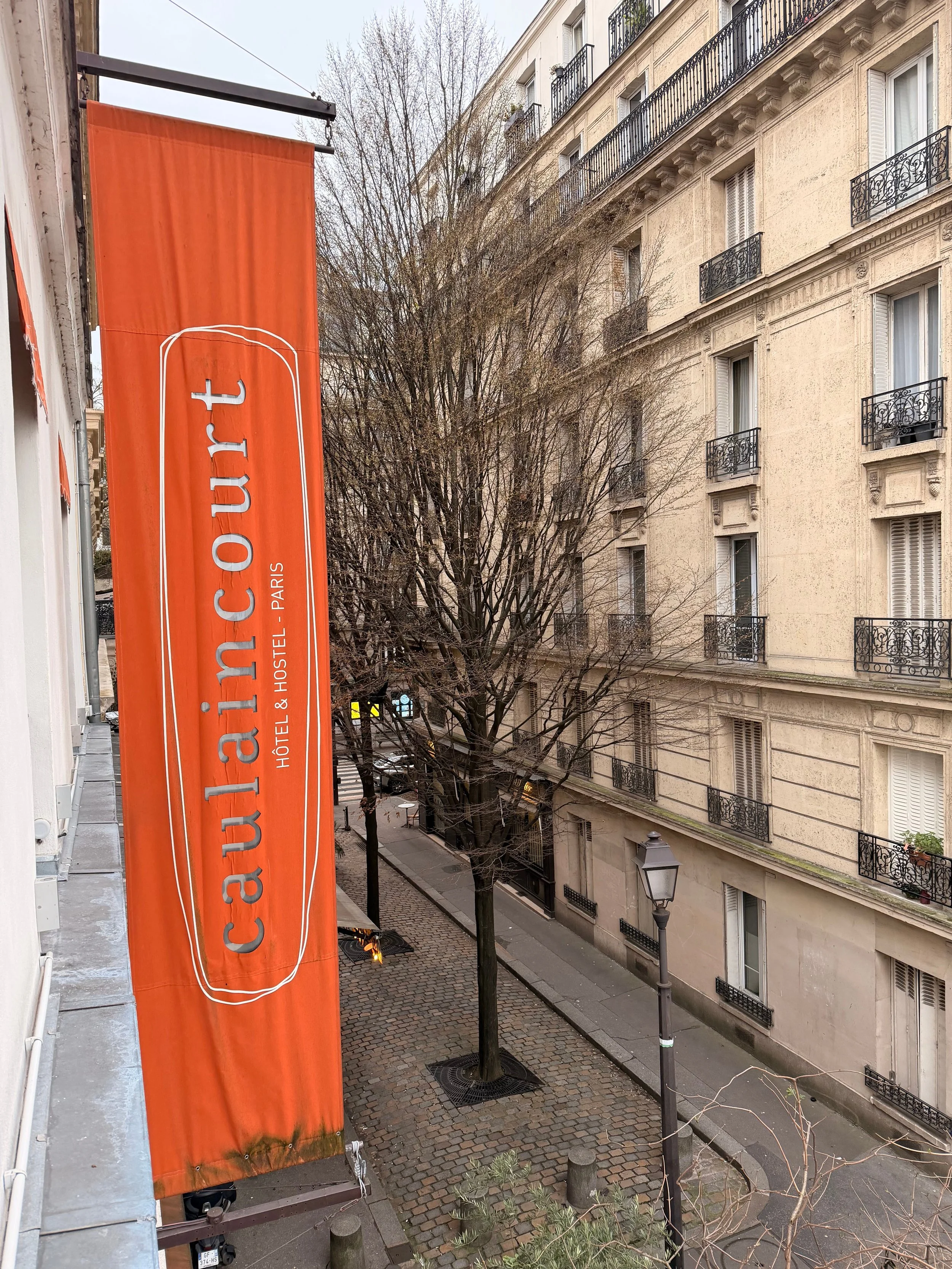 parijs goedkoop hotel.jpg