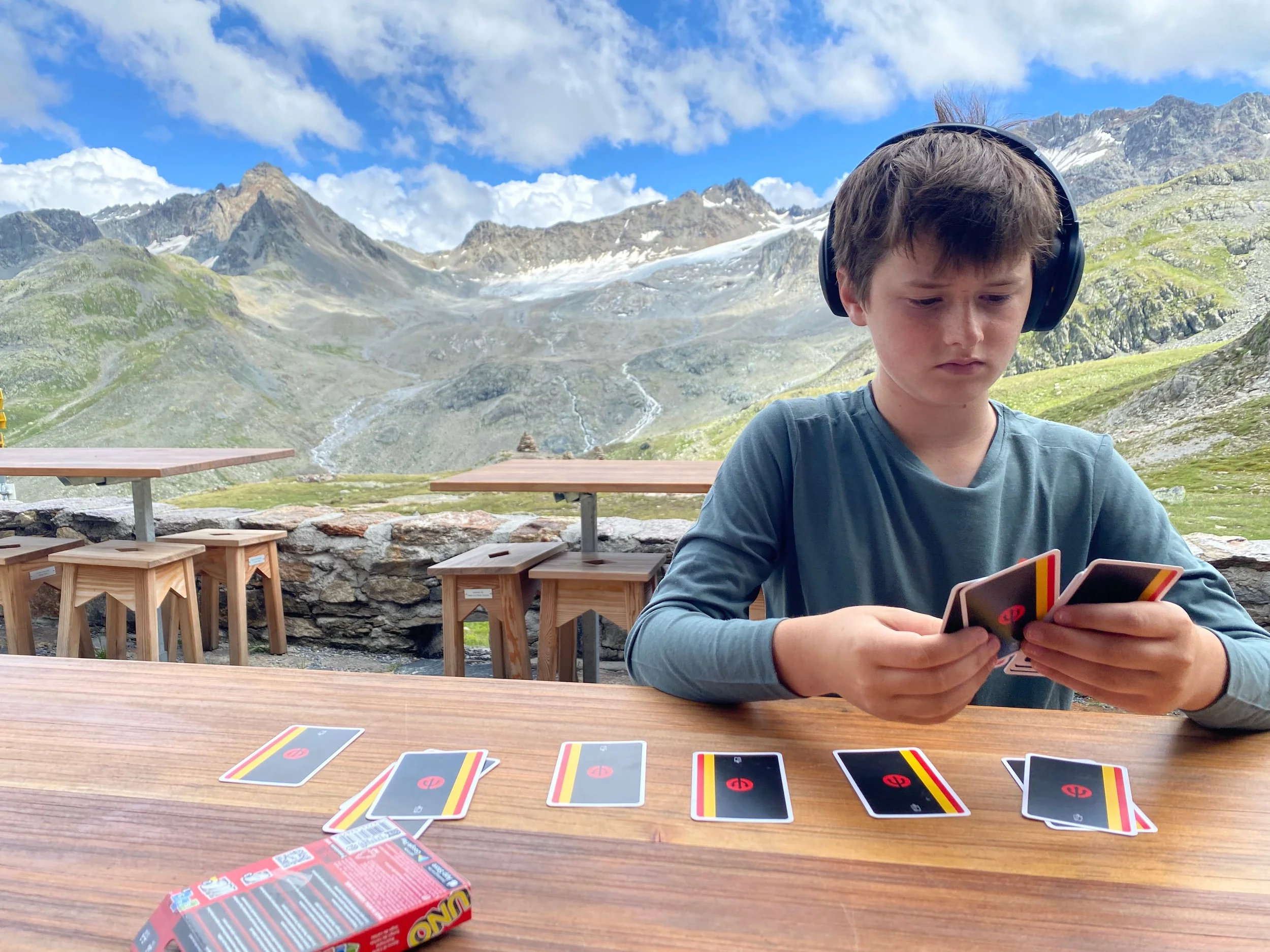 kesch trek uno hut.jpg