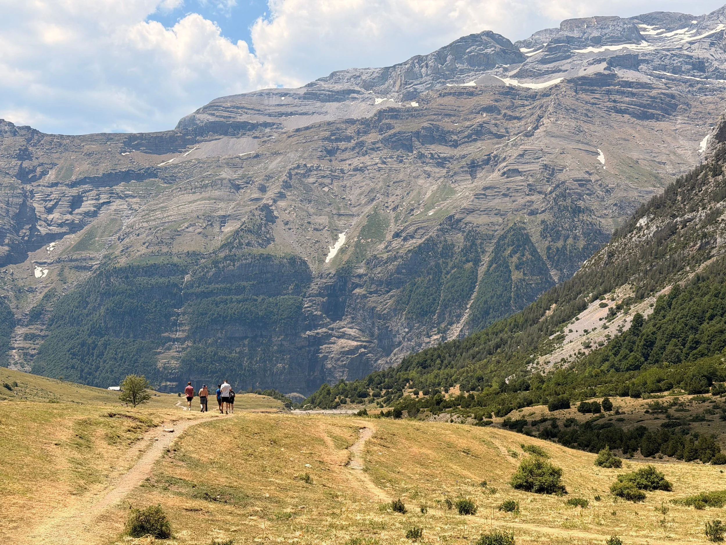 FA hike Llari plateau.jpg
