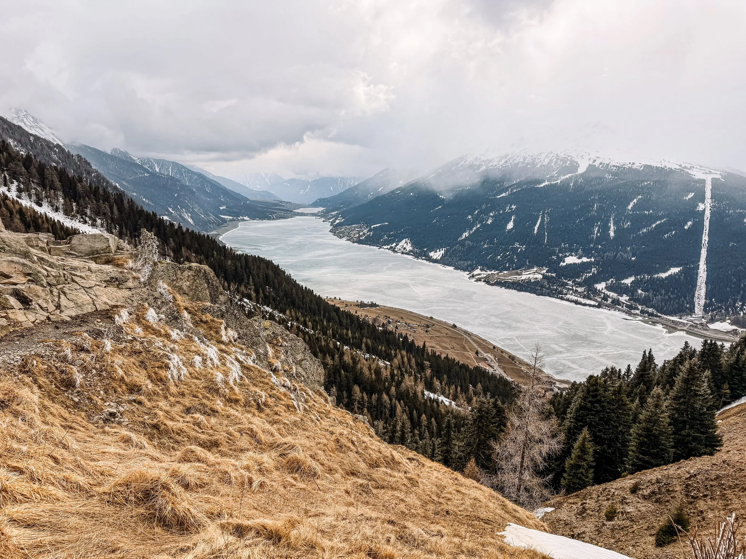 nauders reschensee.jpg