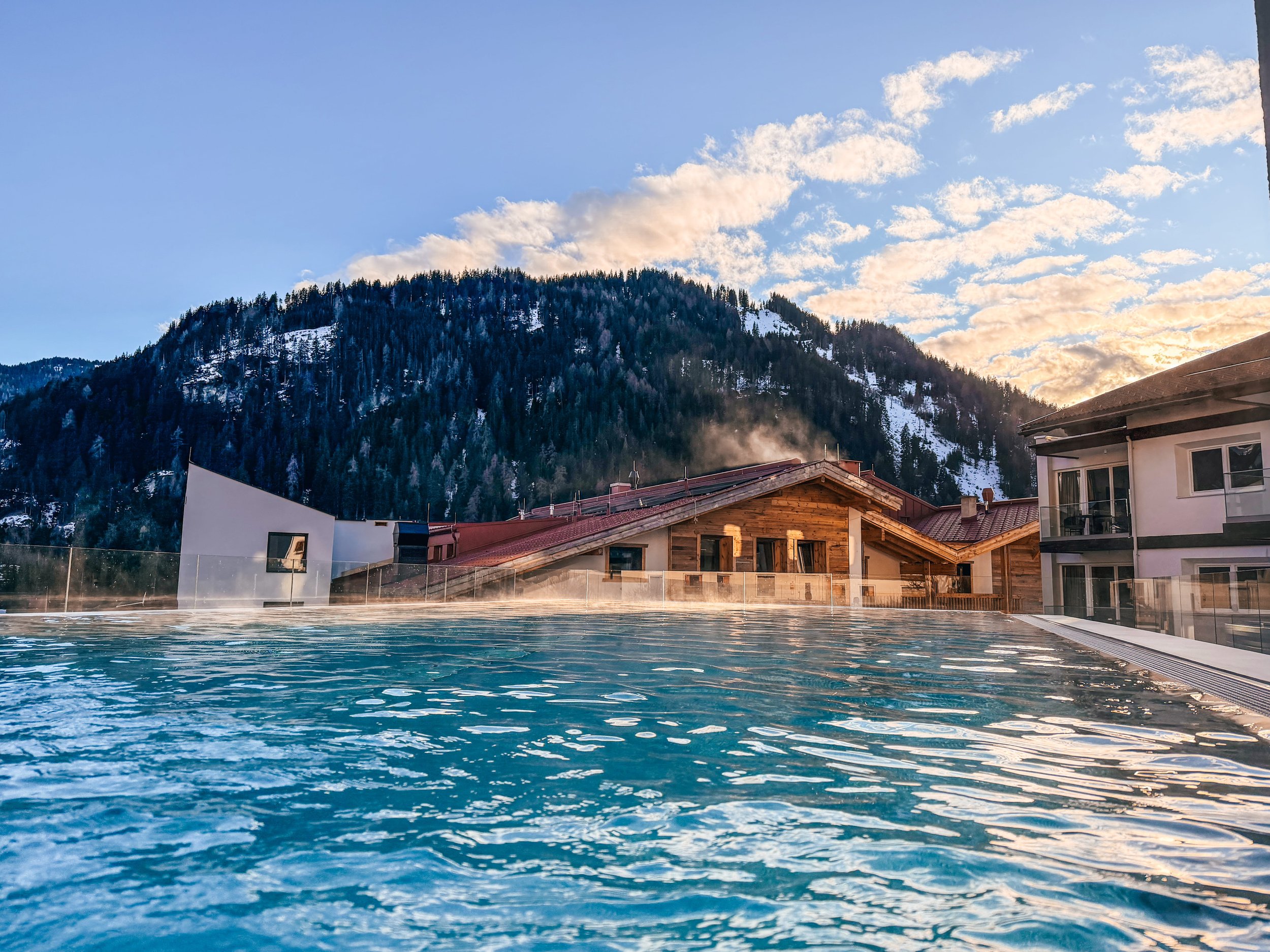nauders hotel sky pool.jpg