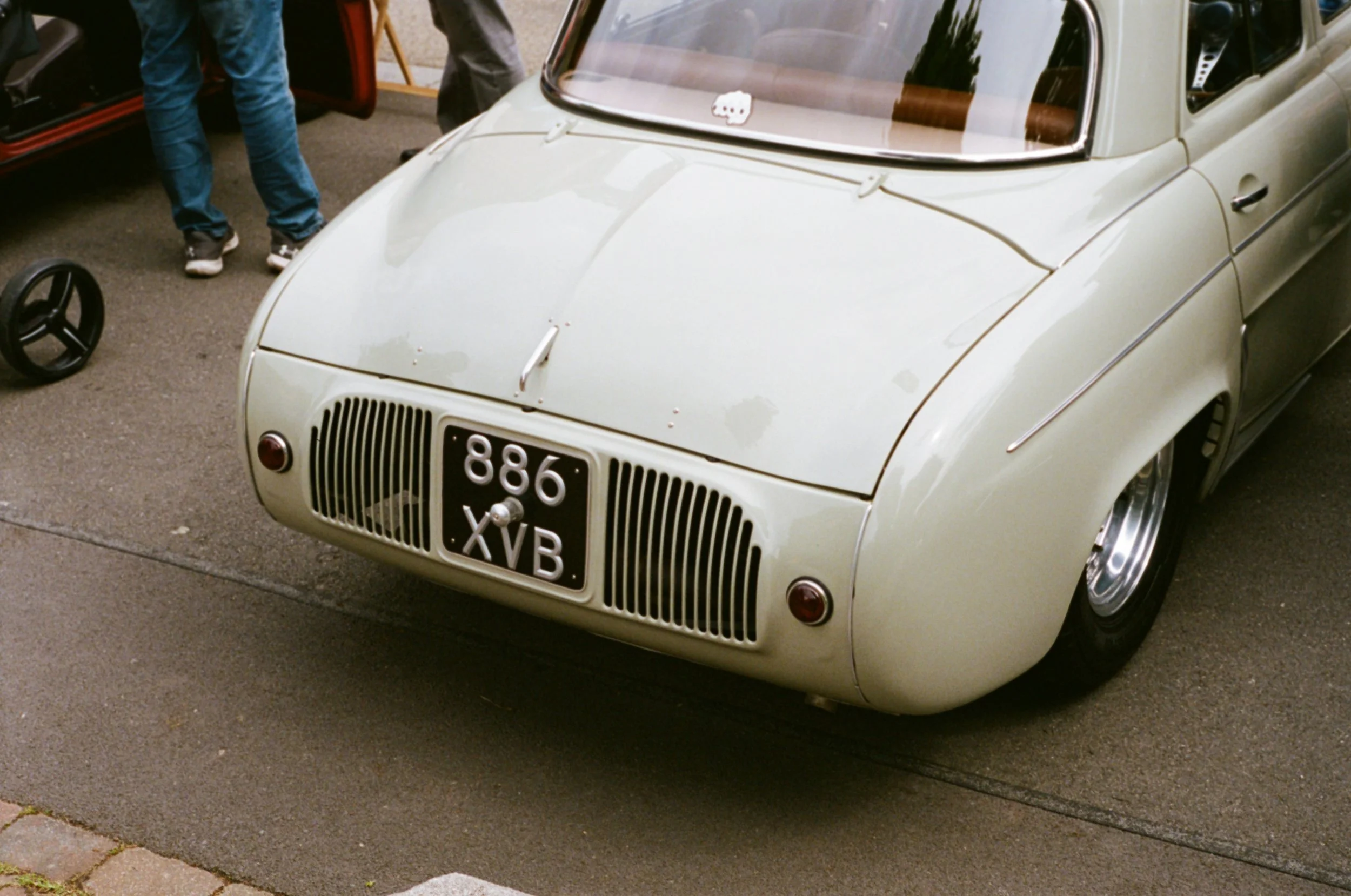 0021-87a2f.jpg