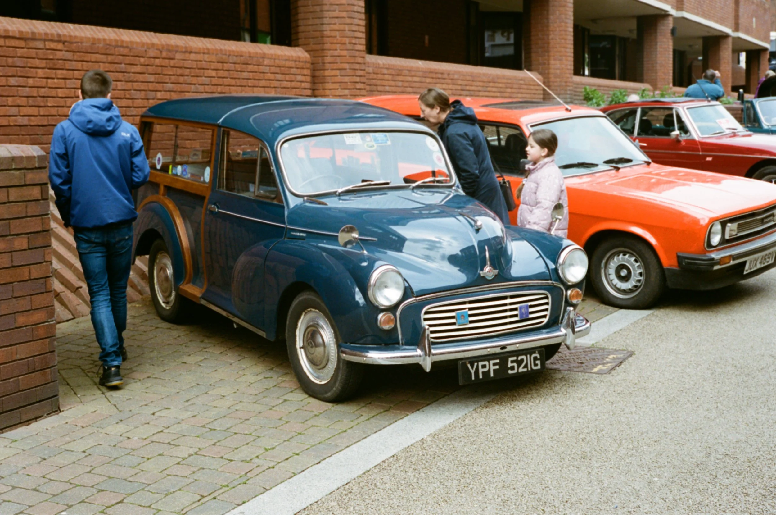 0011-976a9.jpg
