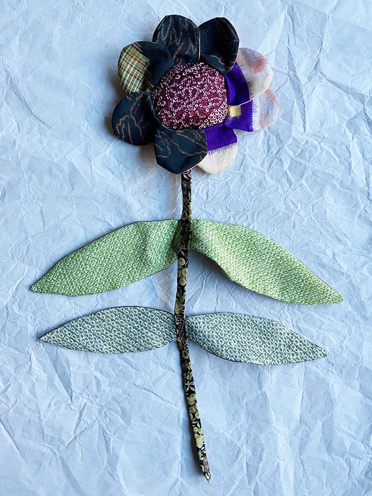 Wildflower (black petal)