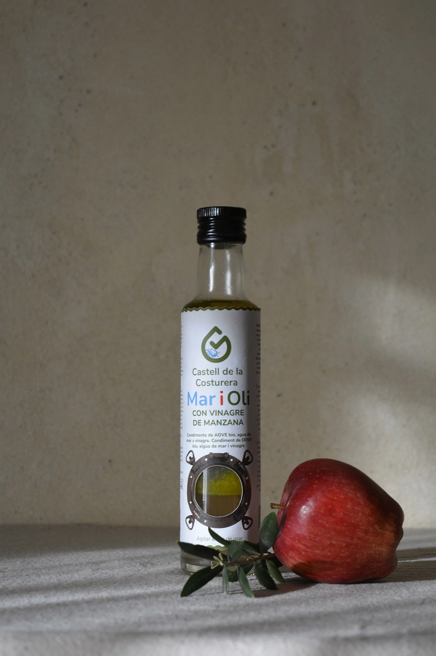 Condimento Mar i Oli vinagre de manzana. Castell dela Costurera