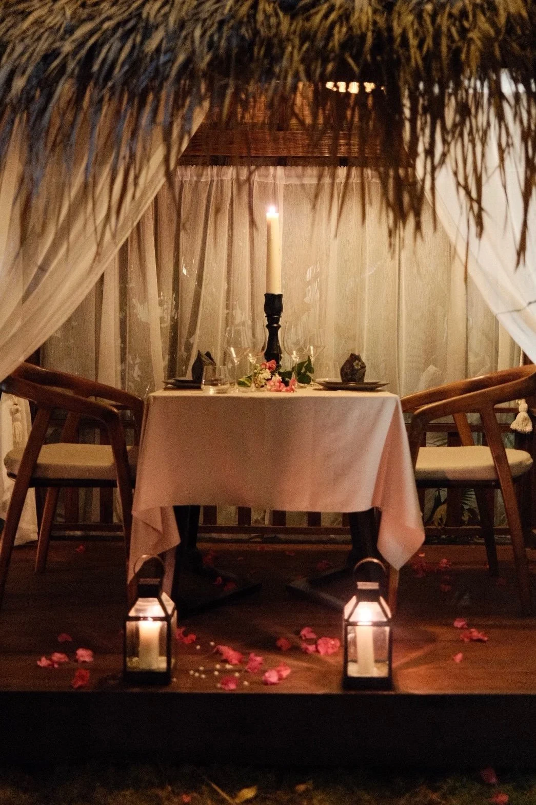 candlelight dining at NAMI in Gili Air