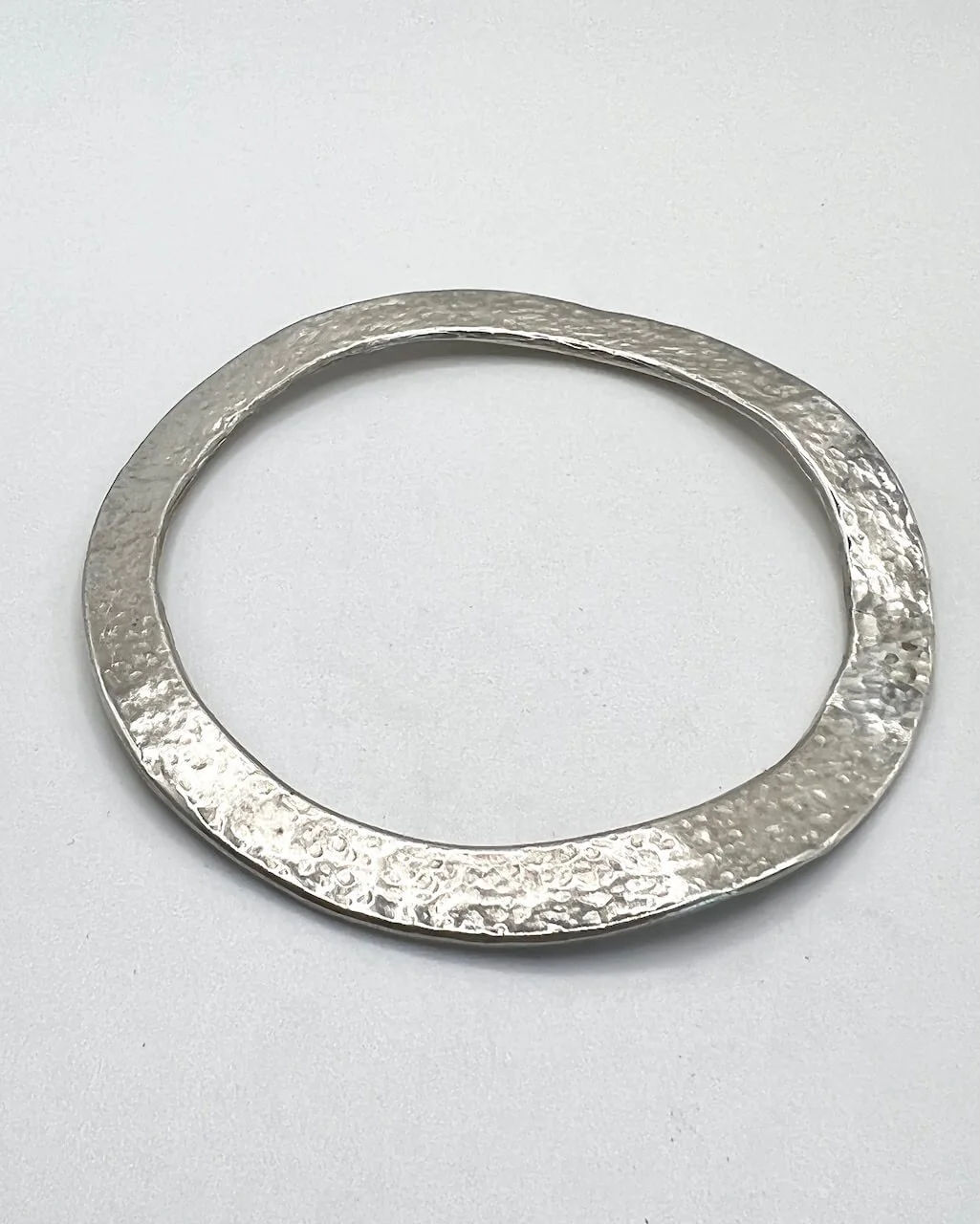 Flat Halo Bangle