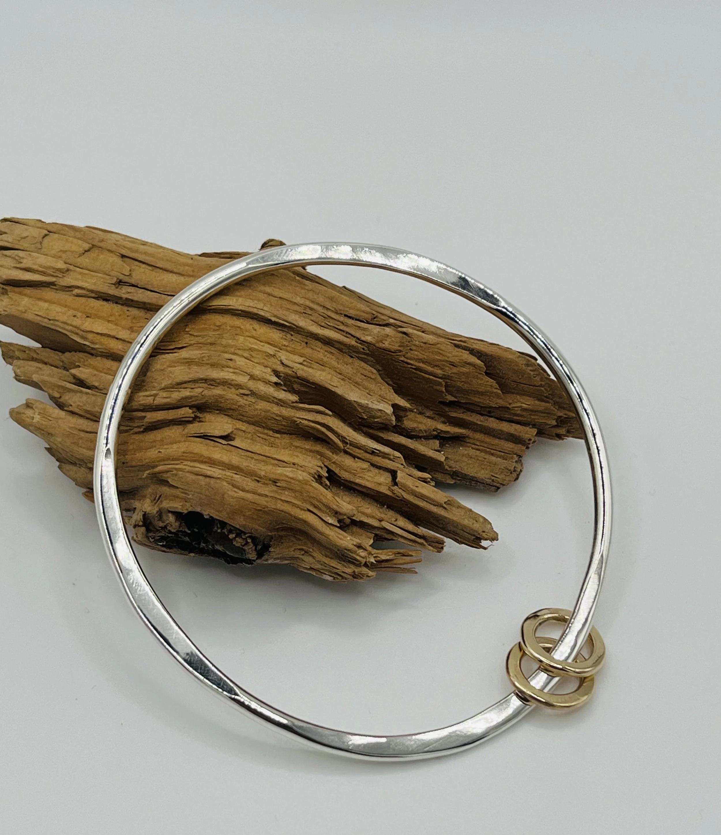 Organic Loop Bracelet