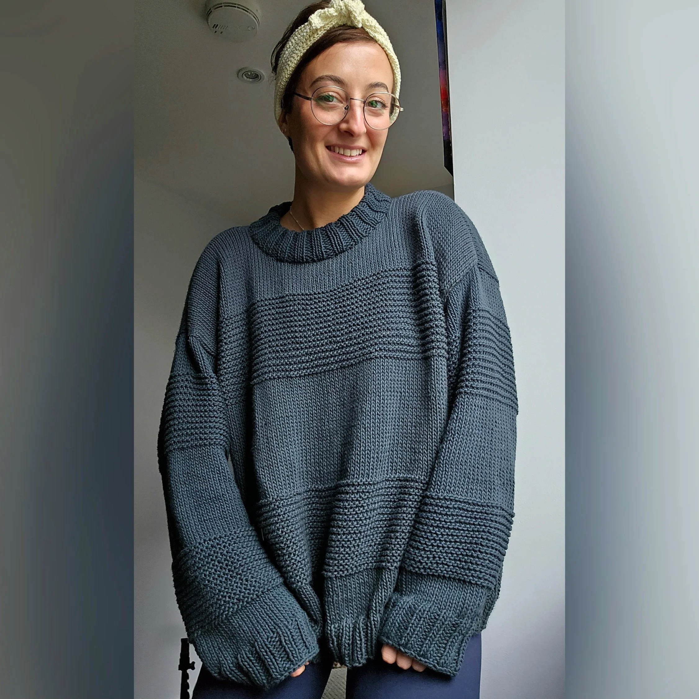The textured stripes sweater - circular knitting pattern