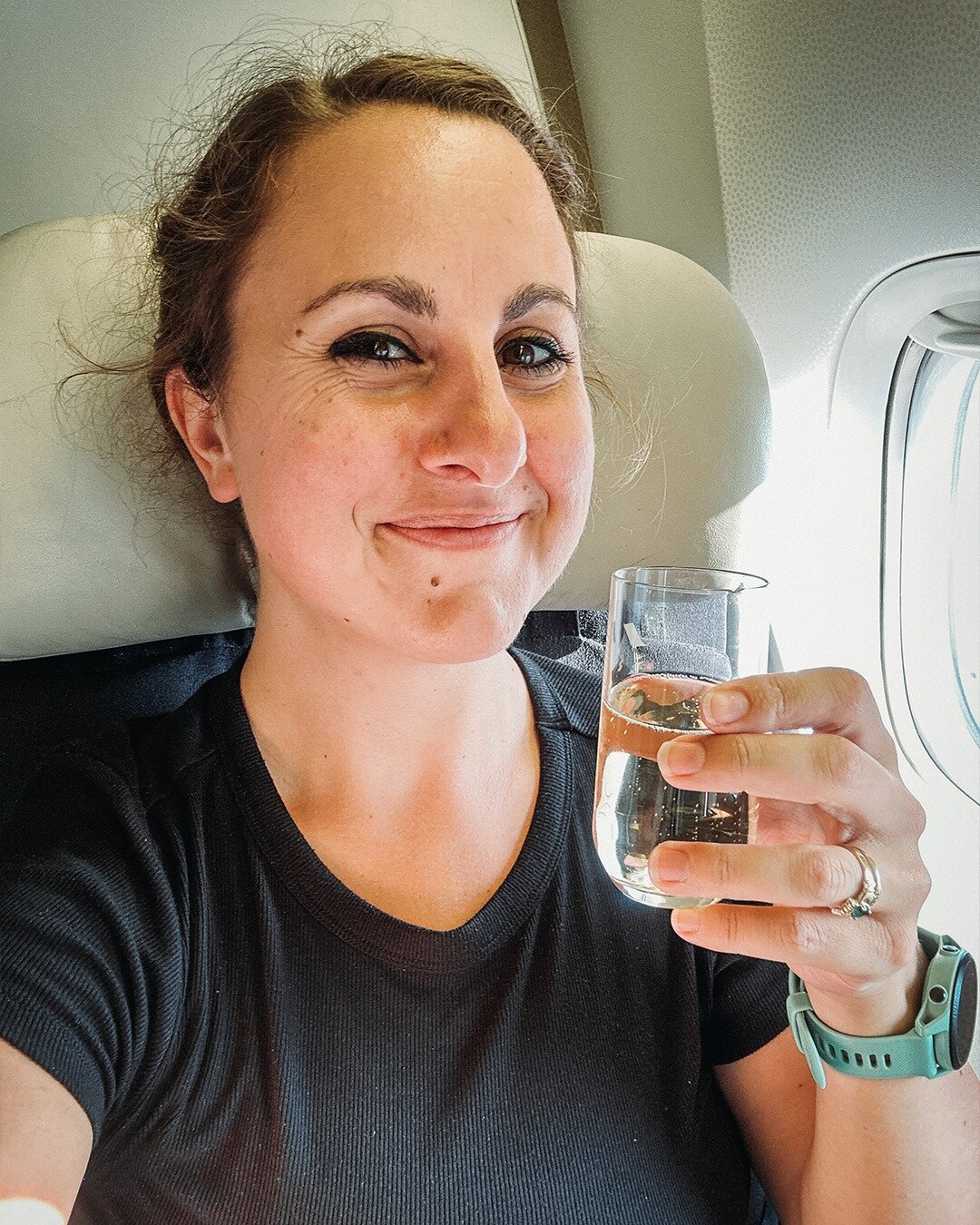 Have You Ever Flown in Business Class?

We don't get the chance to do it very often but when we do, we take full advantage! Sam and I flew different routes, but ended up in the same place.  We took two airlines and compared them both. We both really 