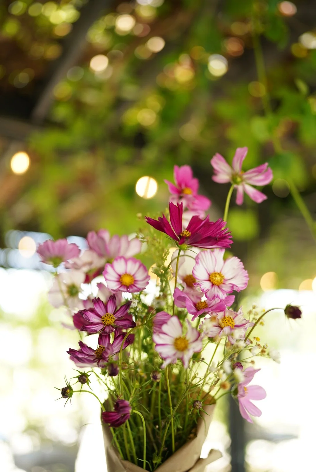 10 Wildflower Wedding Ideas Couples Are OBSESSED With (You’ll Want #3!)