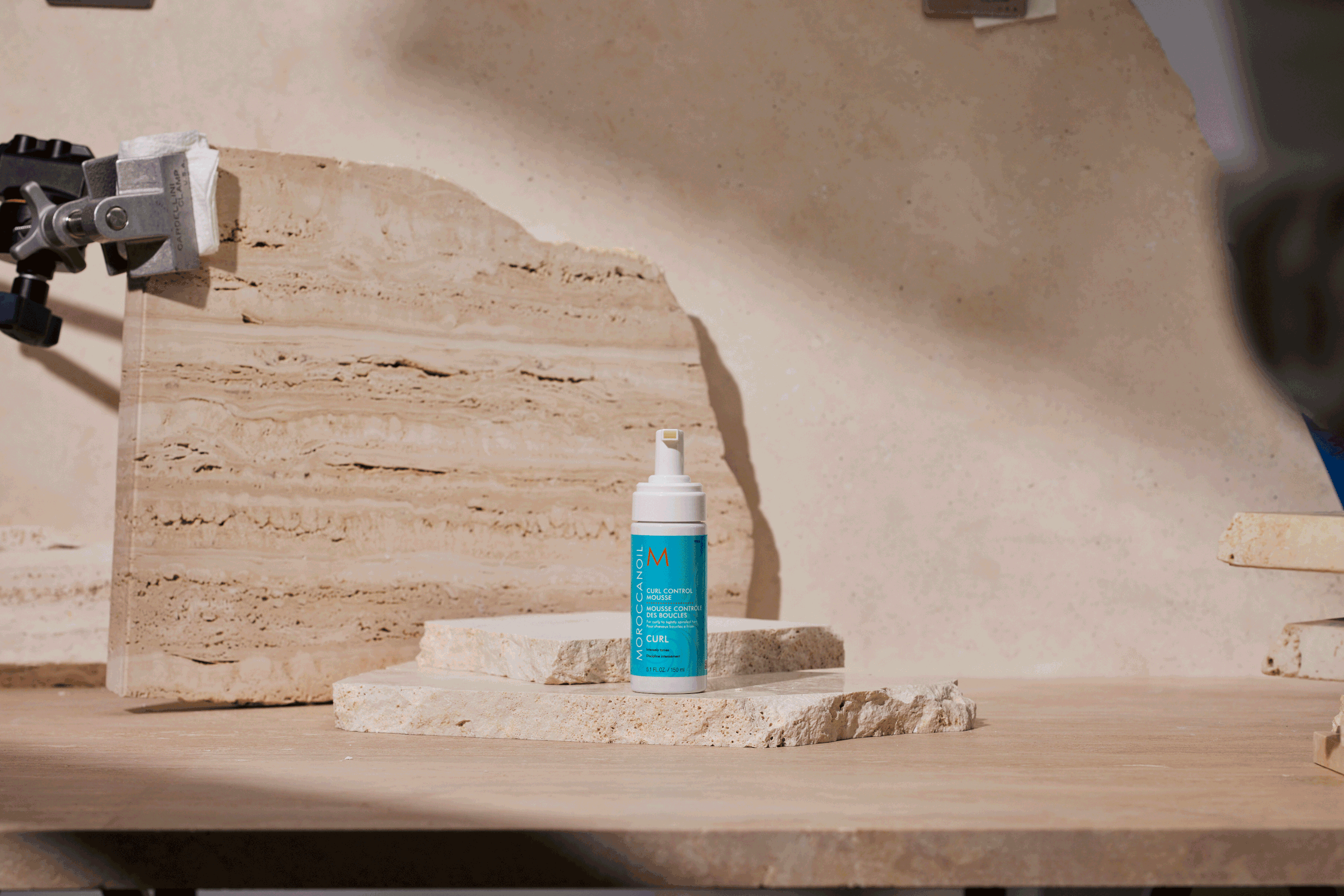 s12_MoroccanOil_Curl-Control-Mousse_028_NO-CAP.gif