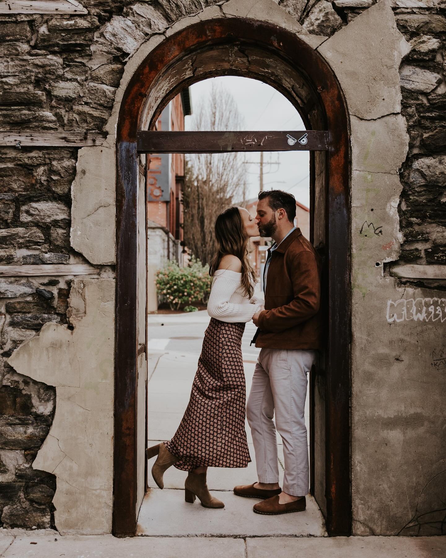 EXCITING ANNOUNCEMENT!

It&rsquo;s been a whirlwind of the last few months, but I have an update on Karis Fletcher Photo.✨ After much consideration and prayer, I will be in Lynchburg, VA this summer!!! This means I will be free for all things couples