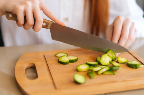 Simply Recipes: The Dangerous Mistake Everyone Makes When Chopping Vegetables
