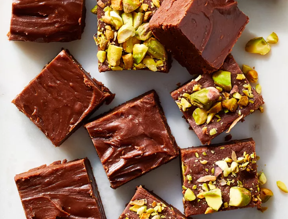 Allreicpes: The Best Fudge Recipe You’ll Ever Make Comes From the Back of a Jar