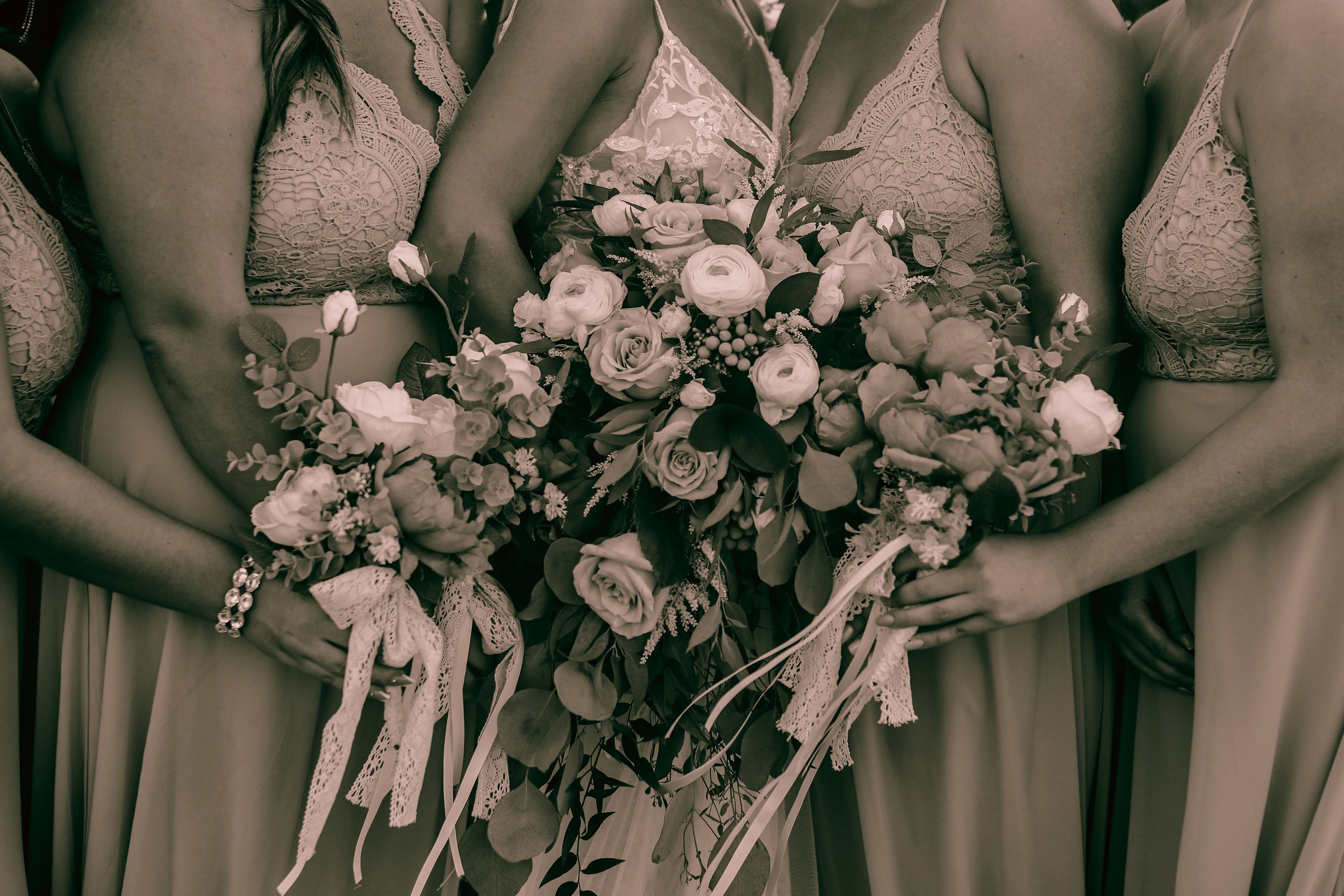 Wedding Party (39 of 185).jpg